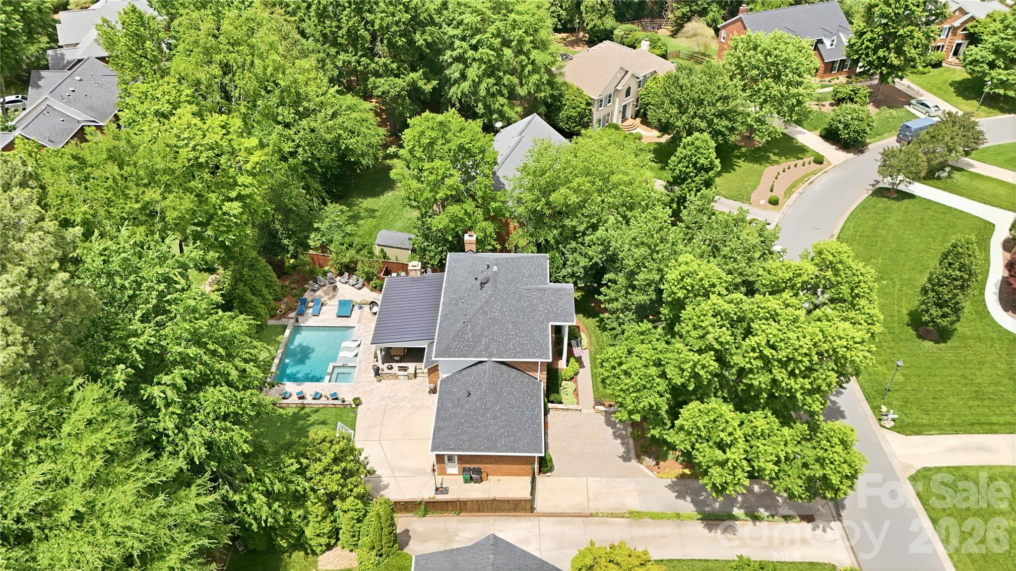 10040 Berkeley Forest Lane — Charlotte