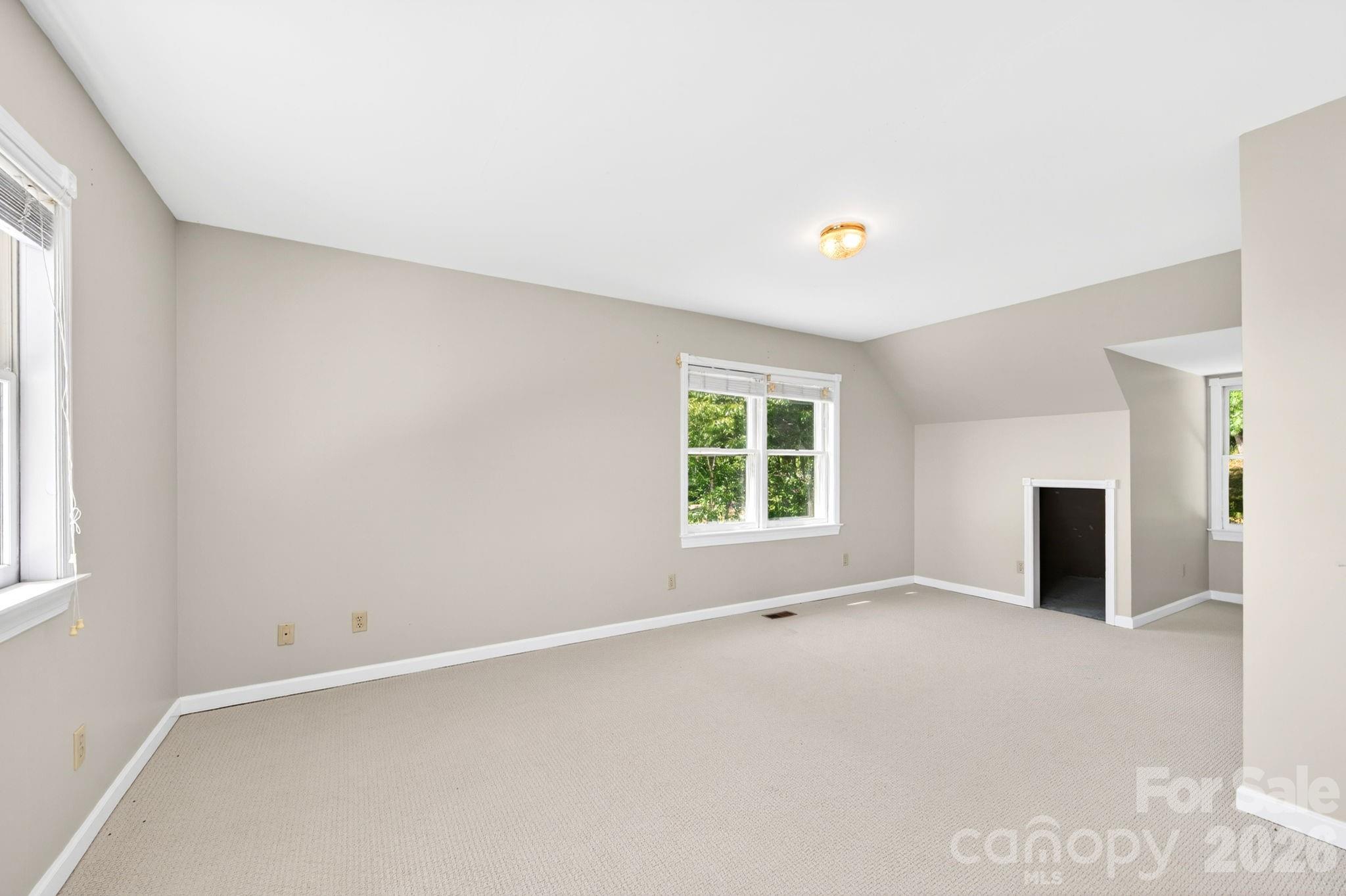 58 Randall Drive — Fairview