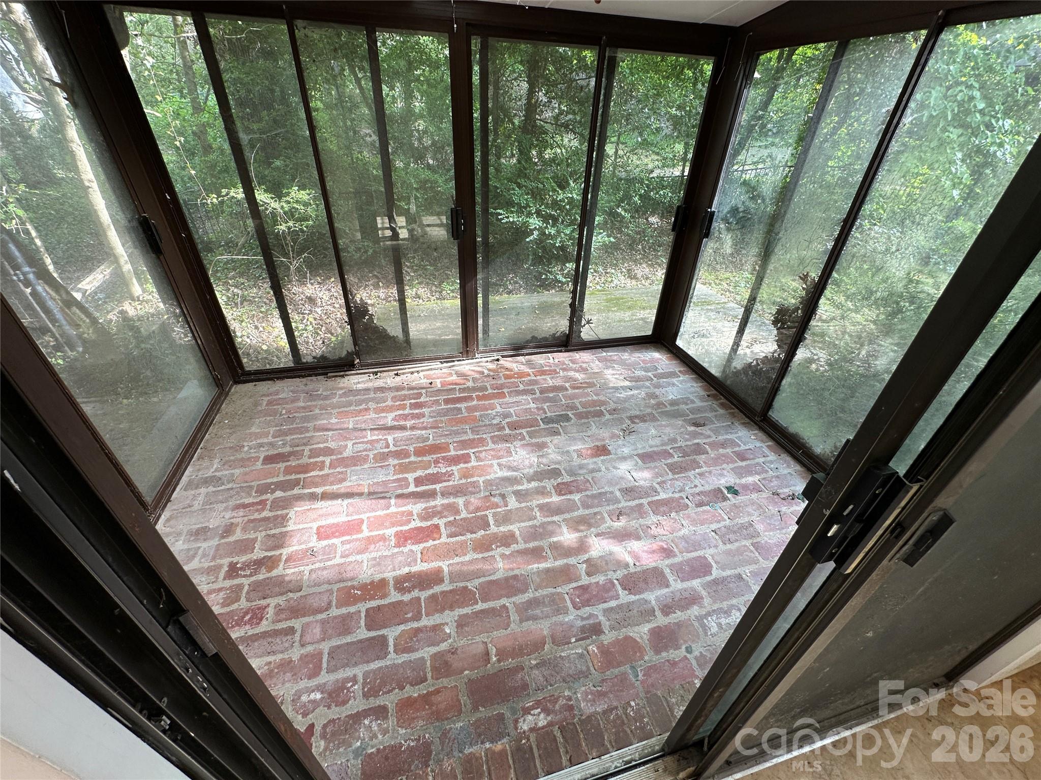 5 Lone Pine Road — Asheville