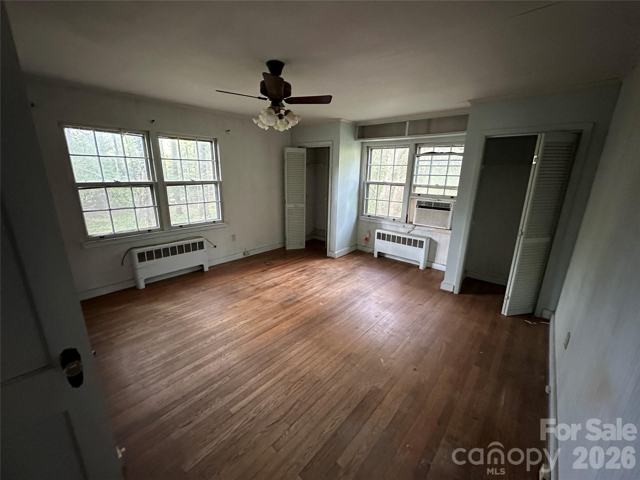 5 Lone Pine Road — Asheville