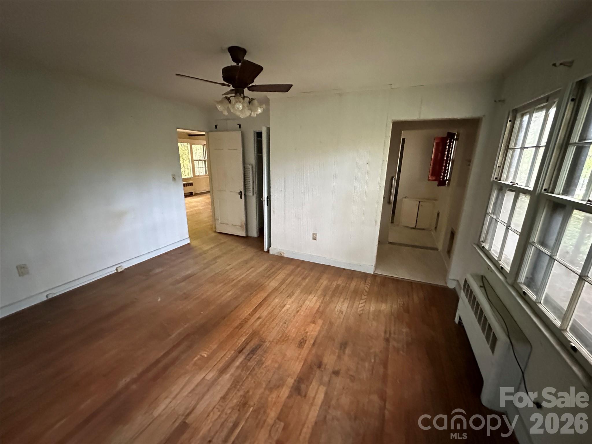 5 Lone Pine Road — Asheville