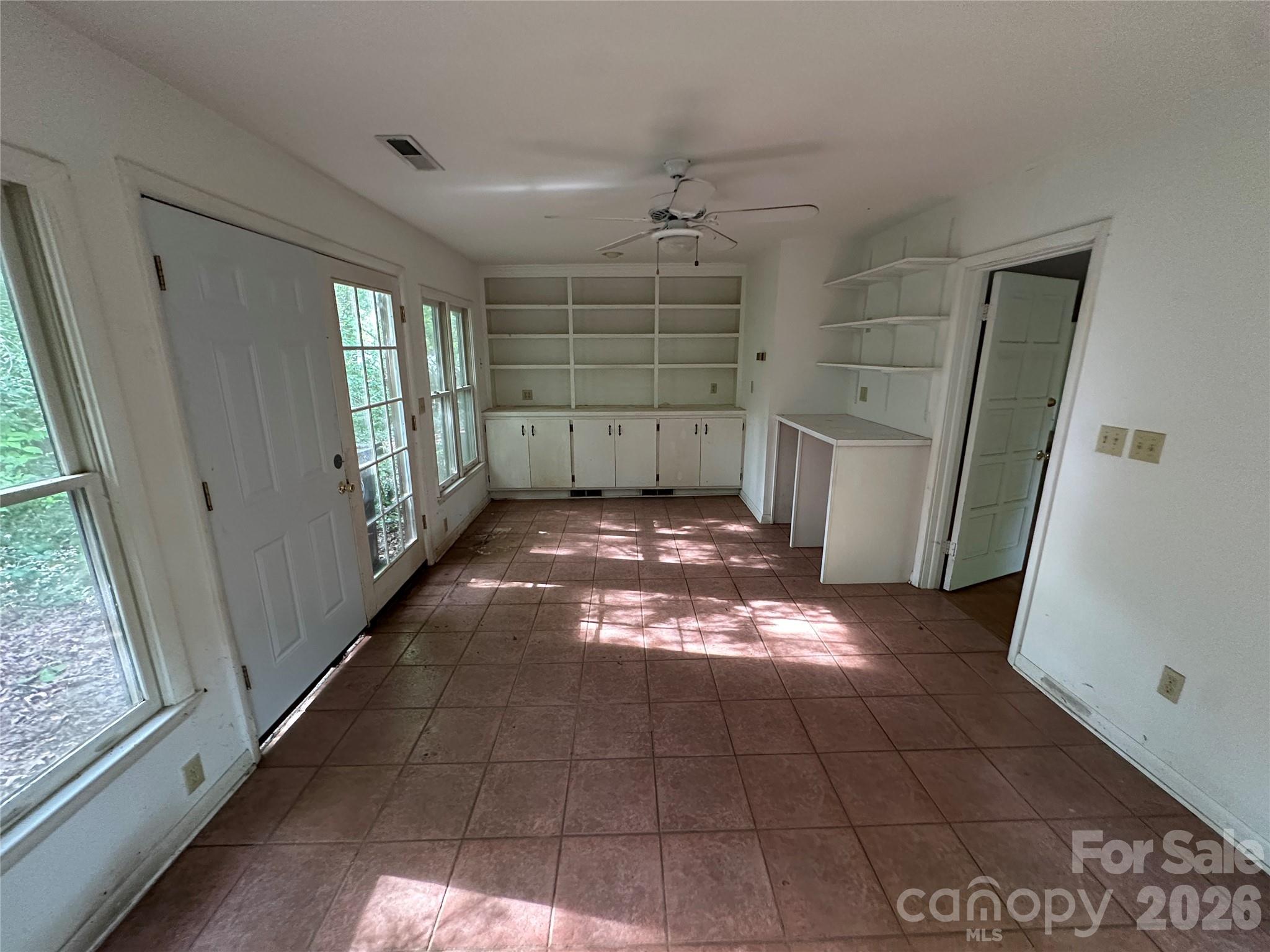 5 Lone Pine Road — Asheville
