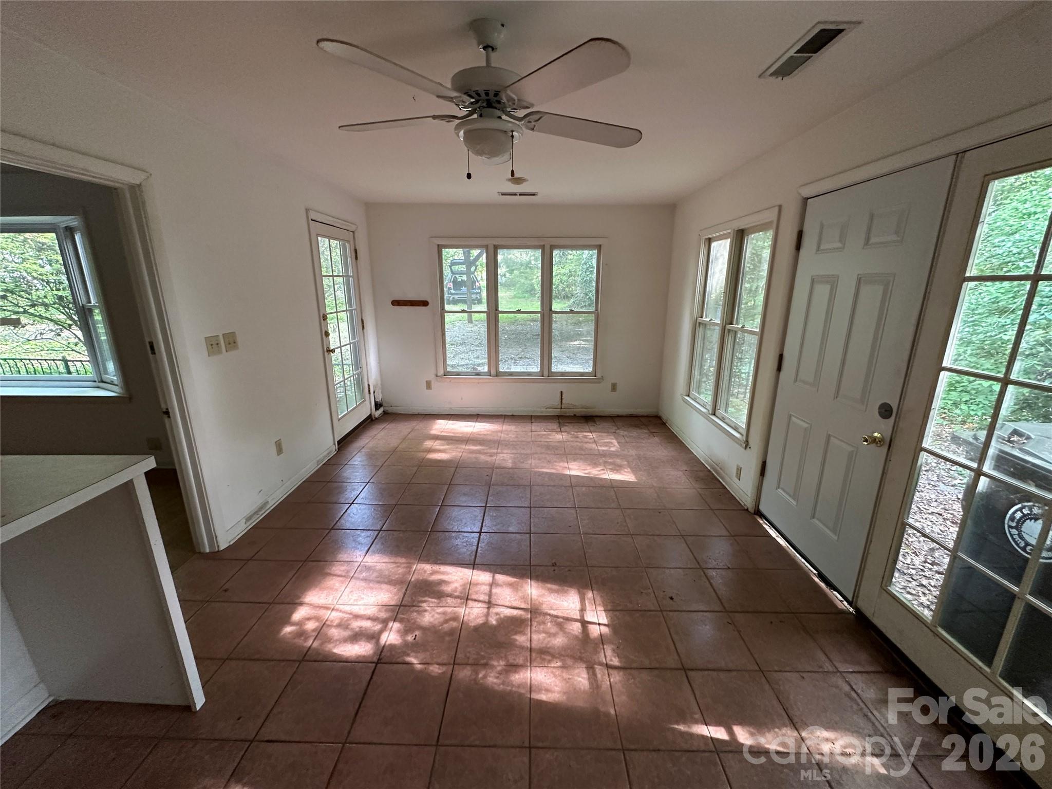 5 Lone Pine Road — Asheville