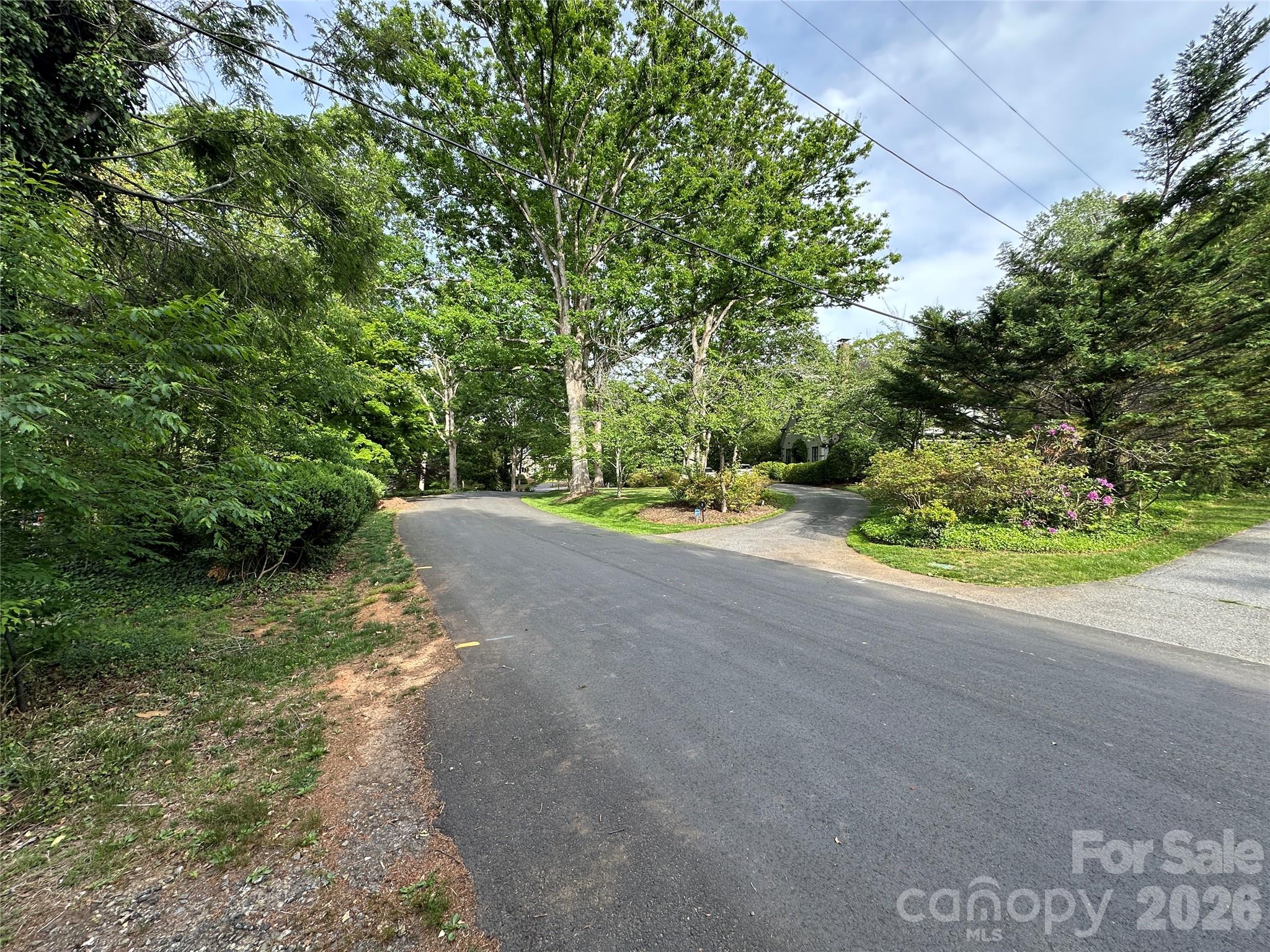 5 Lone Pine Road — Asheville