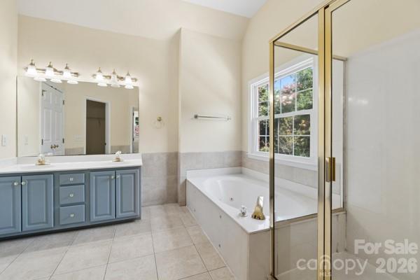 2328 Howerton Court — Charlotte
