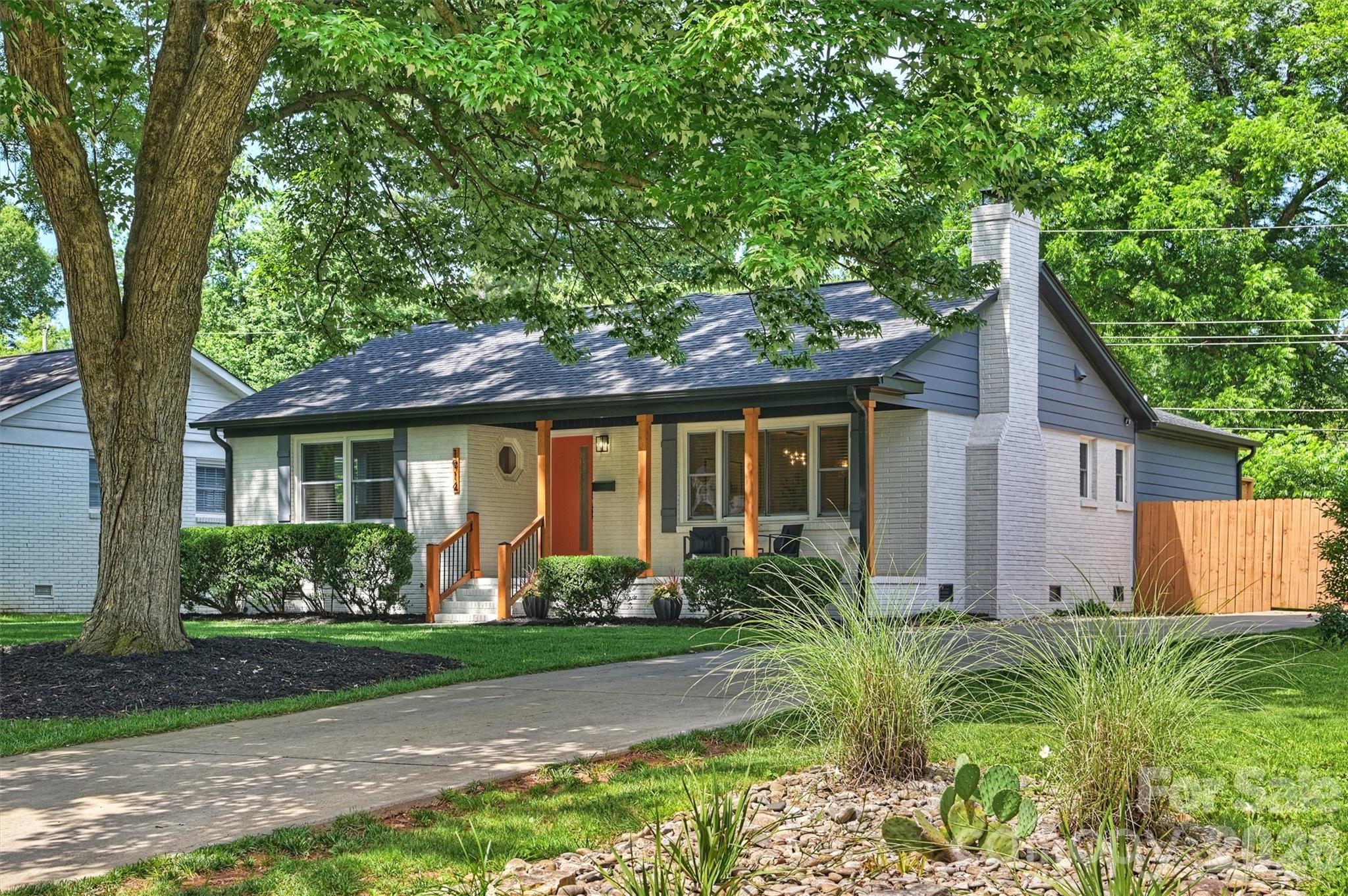 1914 Windham Place — Charlotte