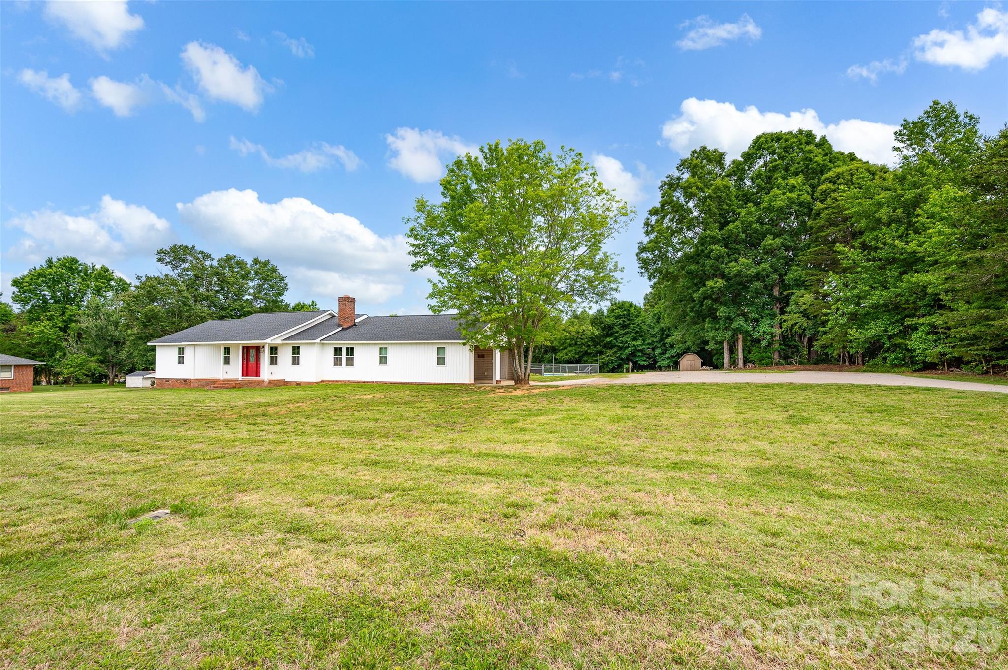 581 Barry Oak Road — Statesville