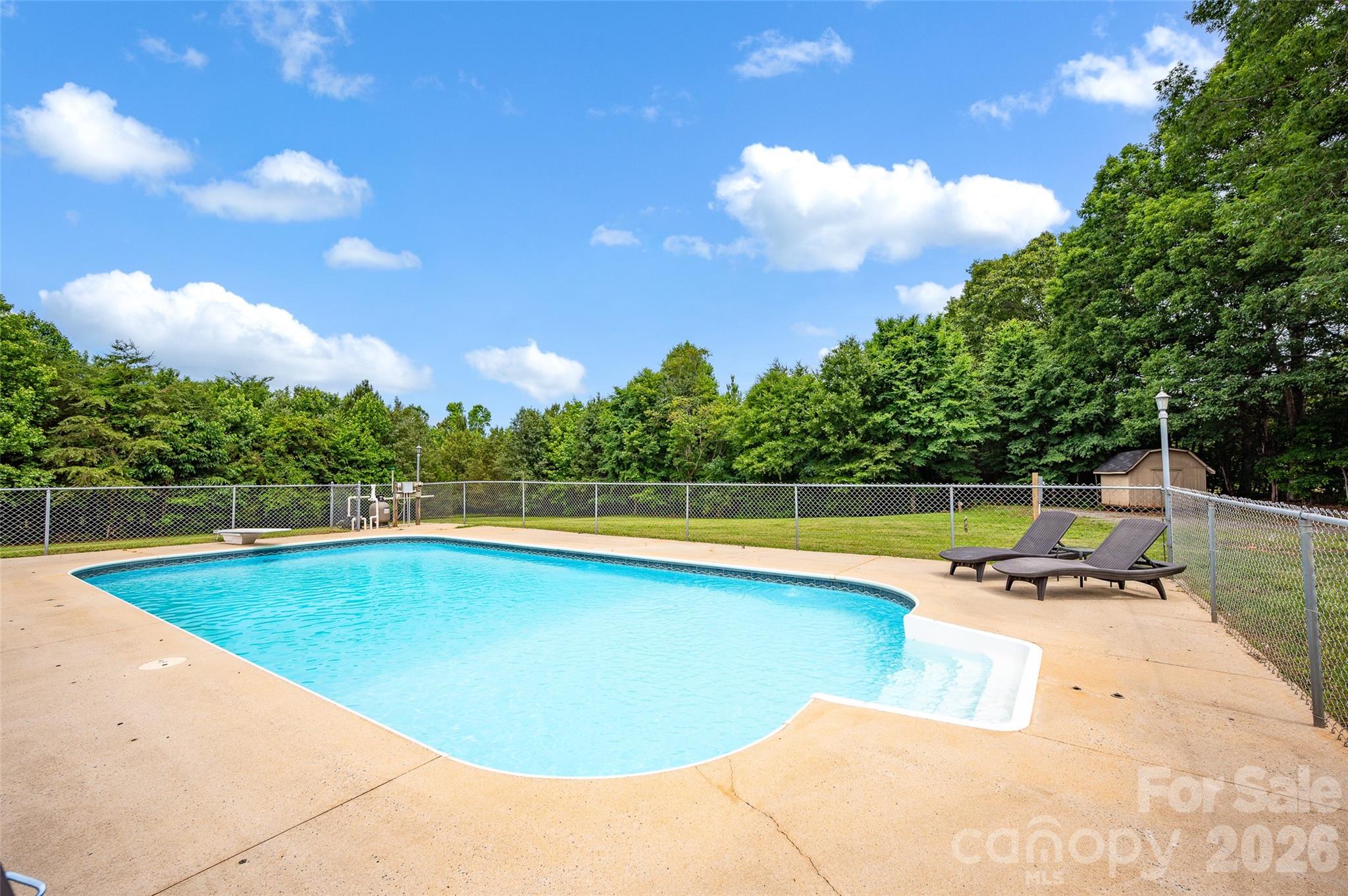 581 Barry Oak Road — Statesville