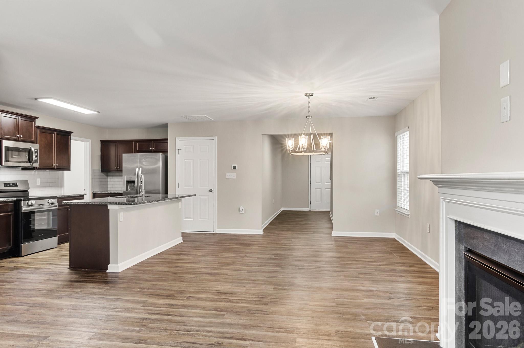 637 Nannyberry Lane — Concord