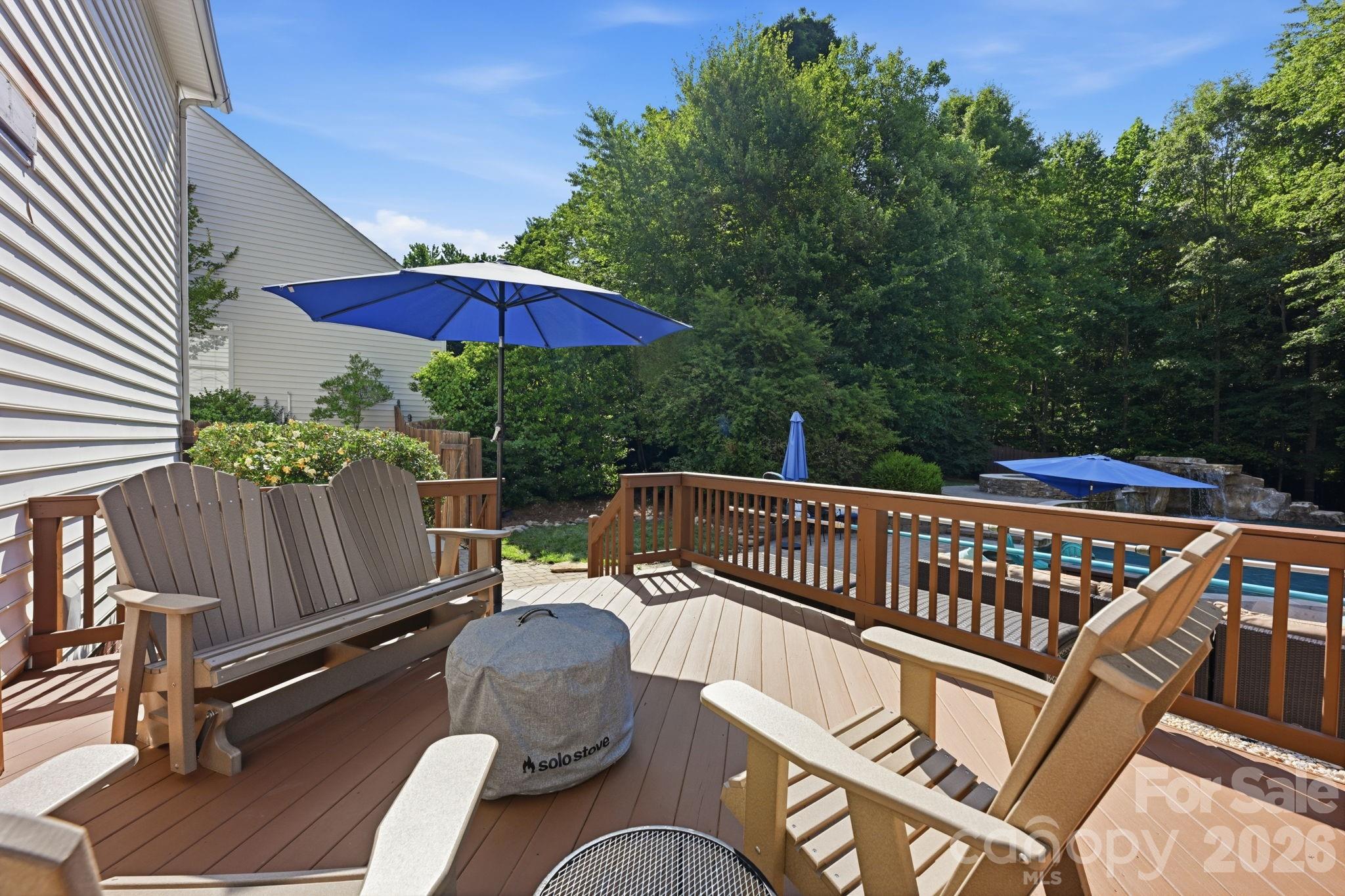 2530 Shady Reach Lane — Charlotte