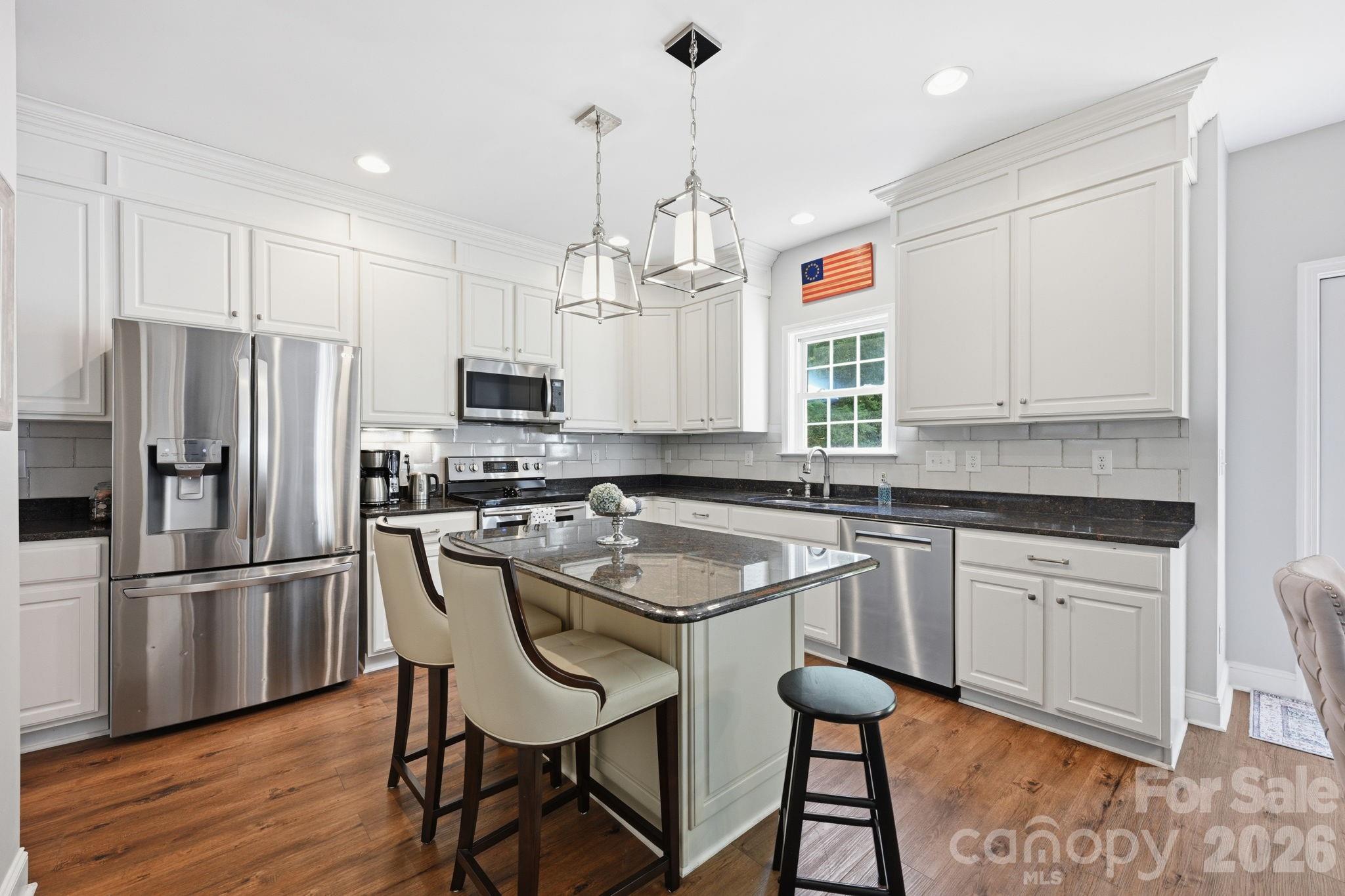 2530 Shady Reach Lane — Charlotte