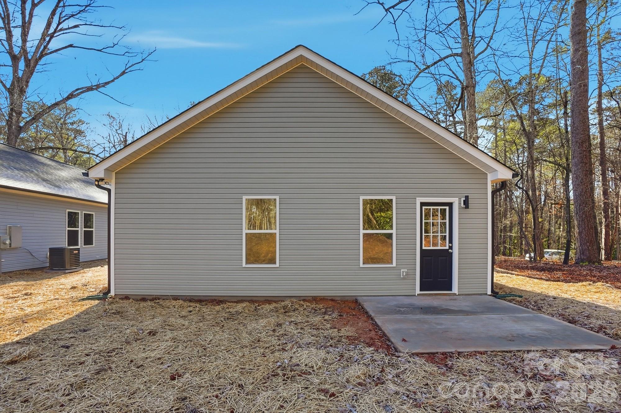 6509 Robinson Bridge Road — Morven
