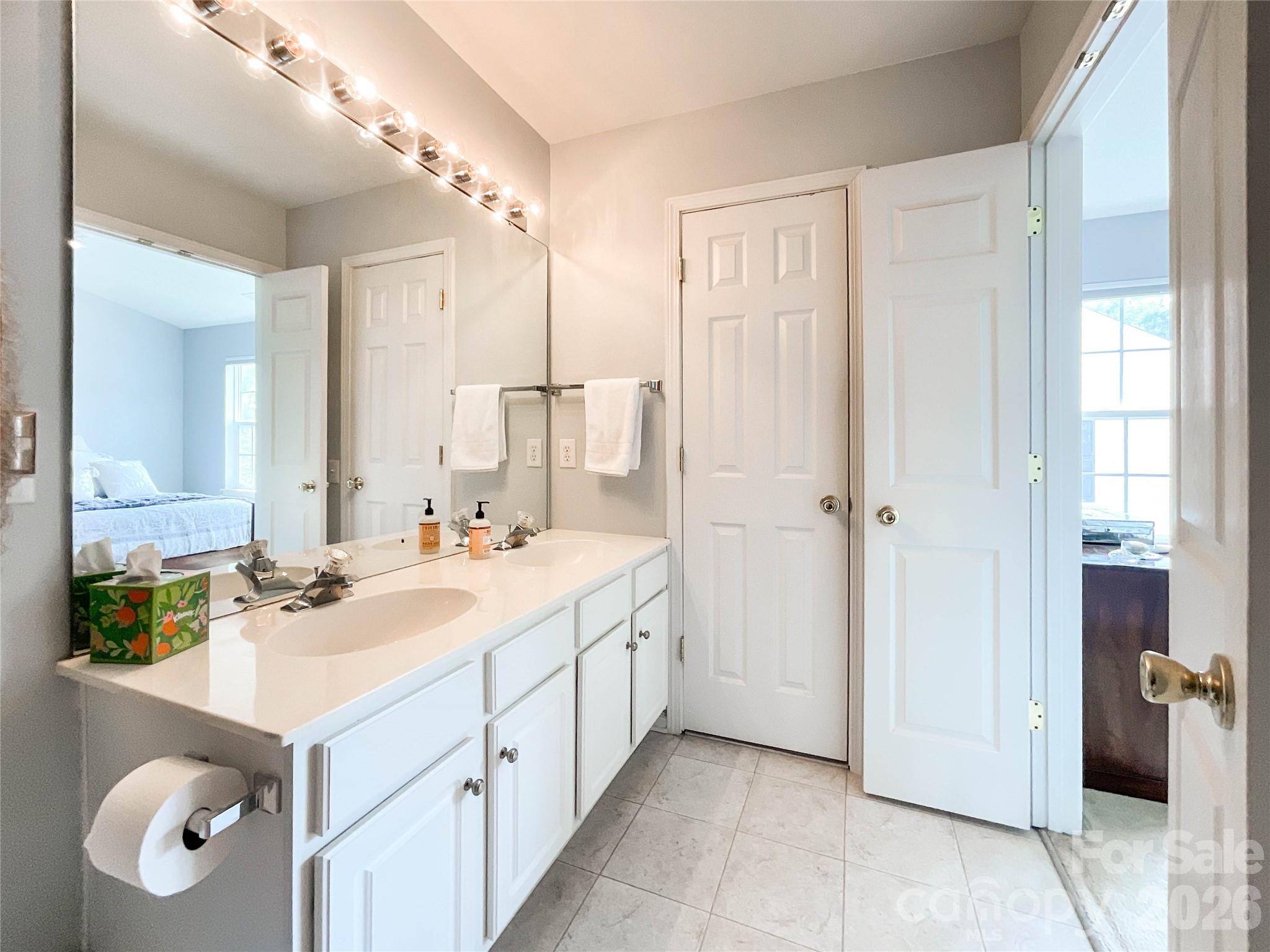 6876 Rothchild Drive — Charlotte