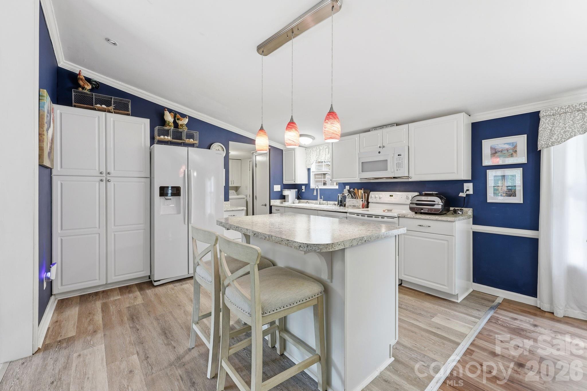 5375 Montana Circle NW — Concord