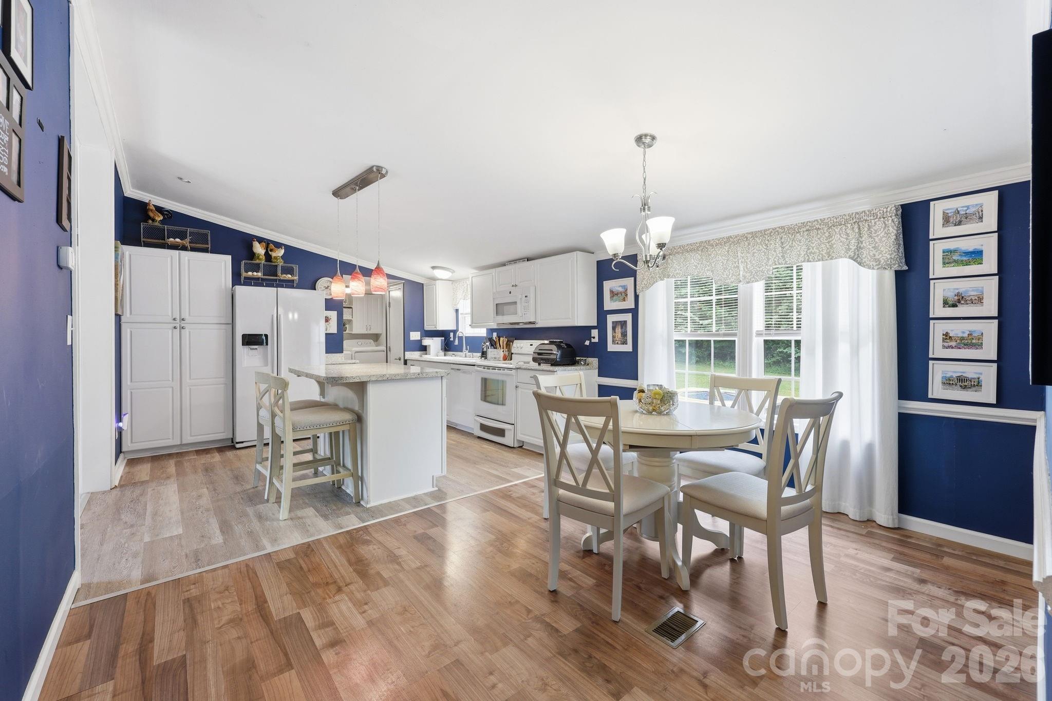 5375 Montana Circle NW — Concord