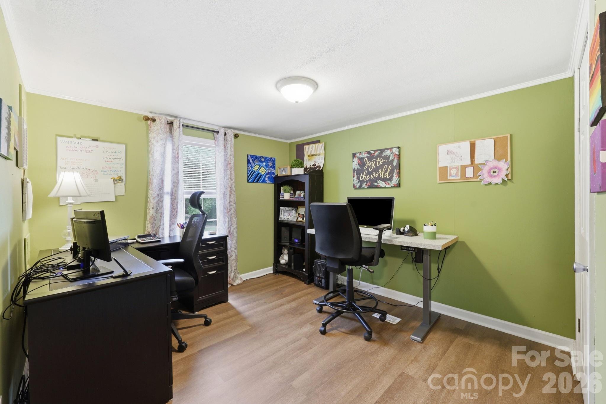 5375 Montana Circle NW — Concord