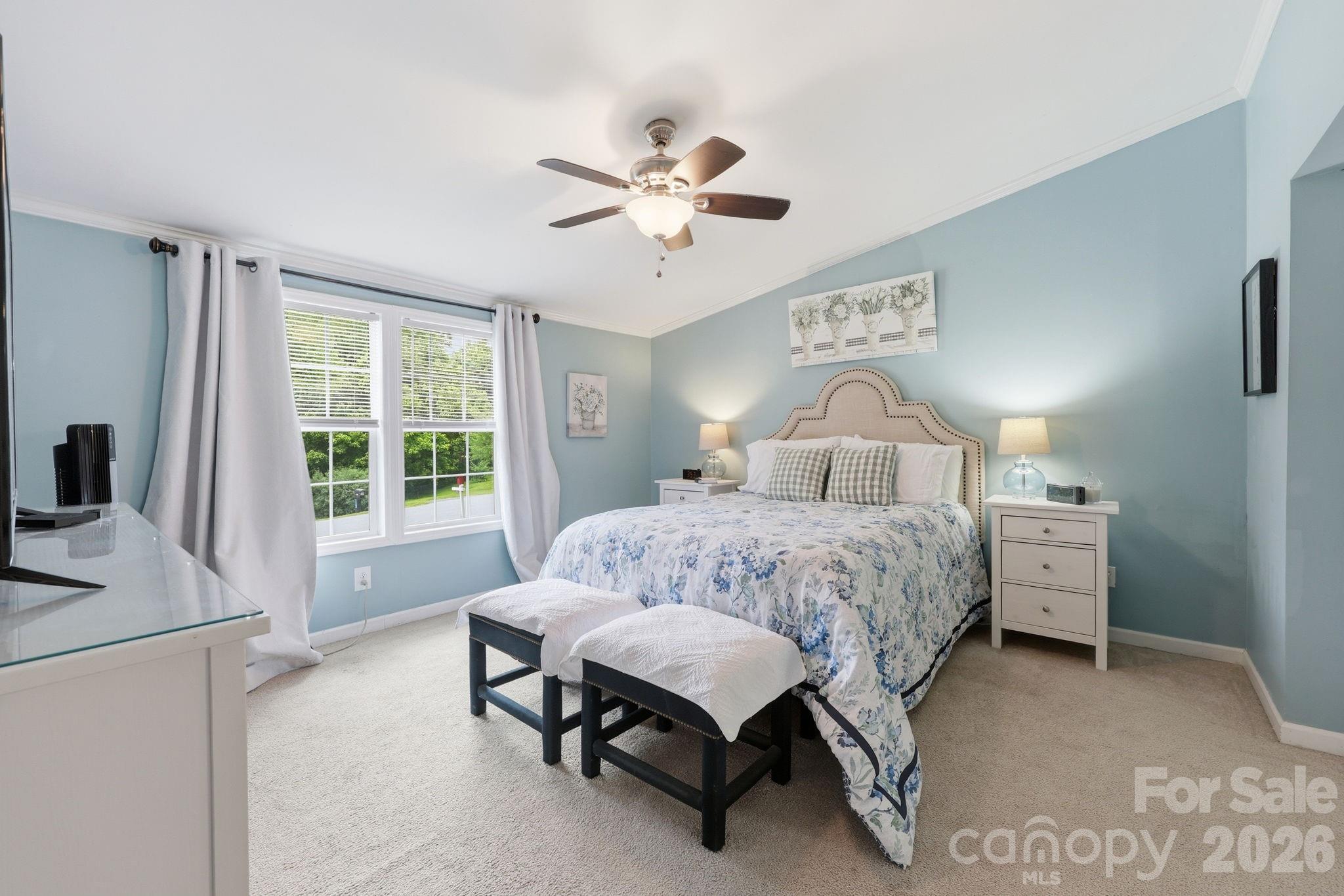 5375 Montana Circle NW — Concord