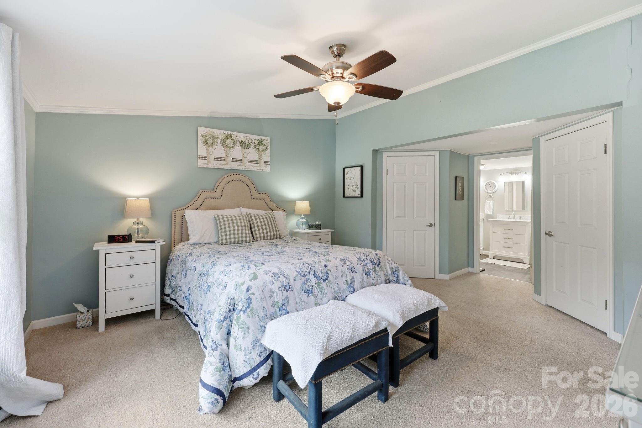 5375 Montana Circle NW — Concord