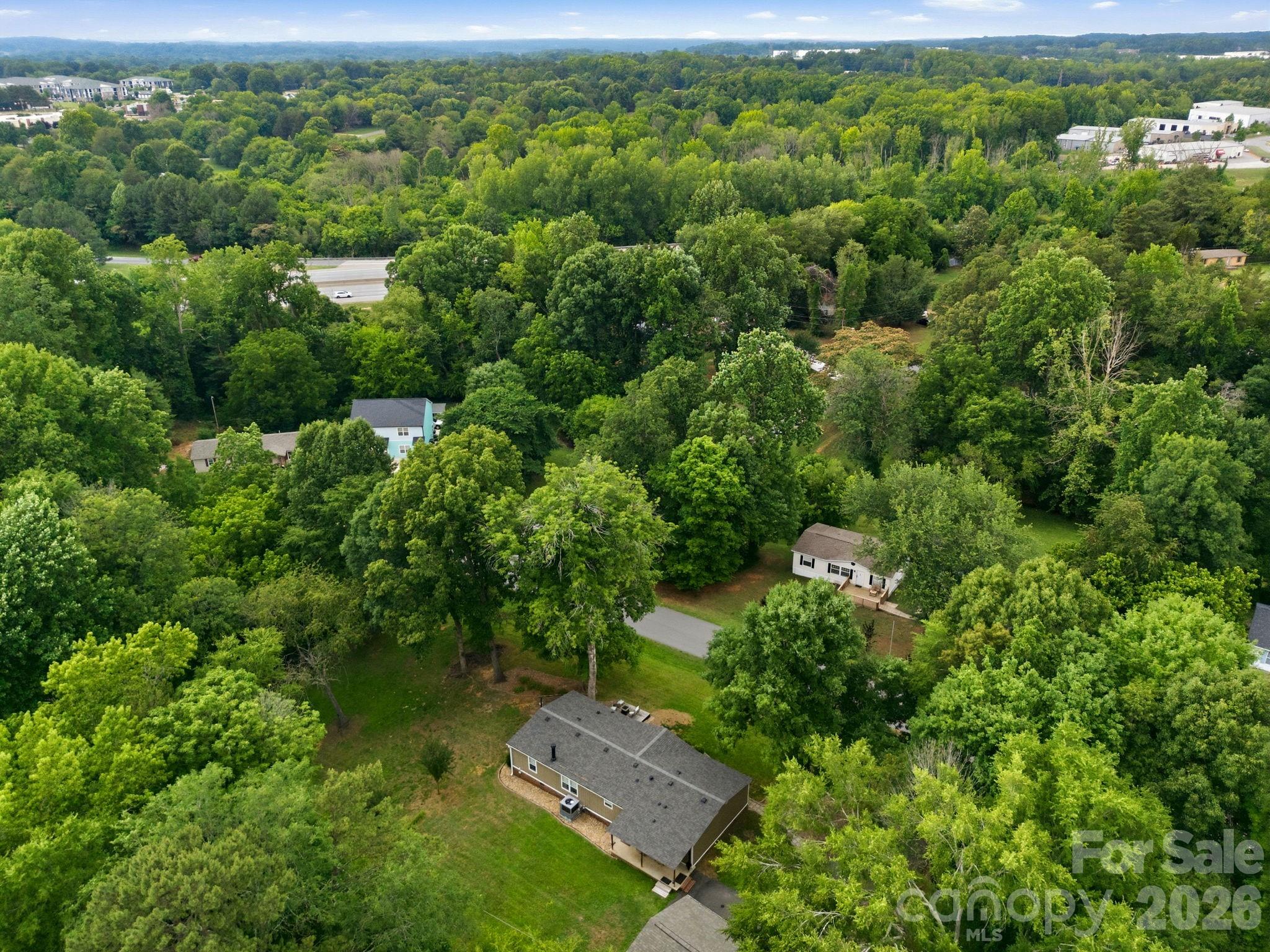 5375 Montana Circle NW — Concord