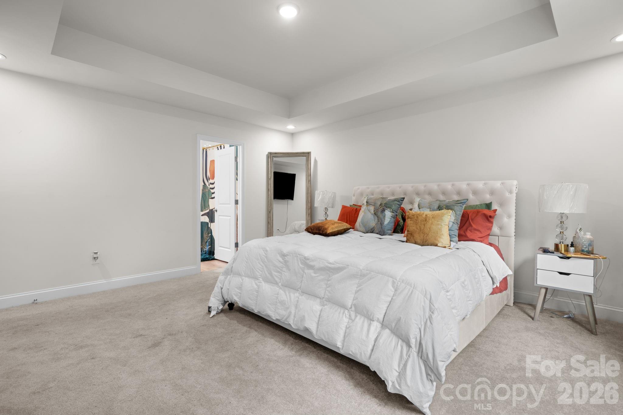 2130 N New Hope Road — Gastonia