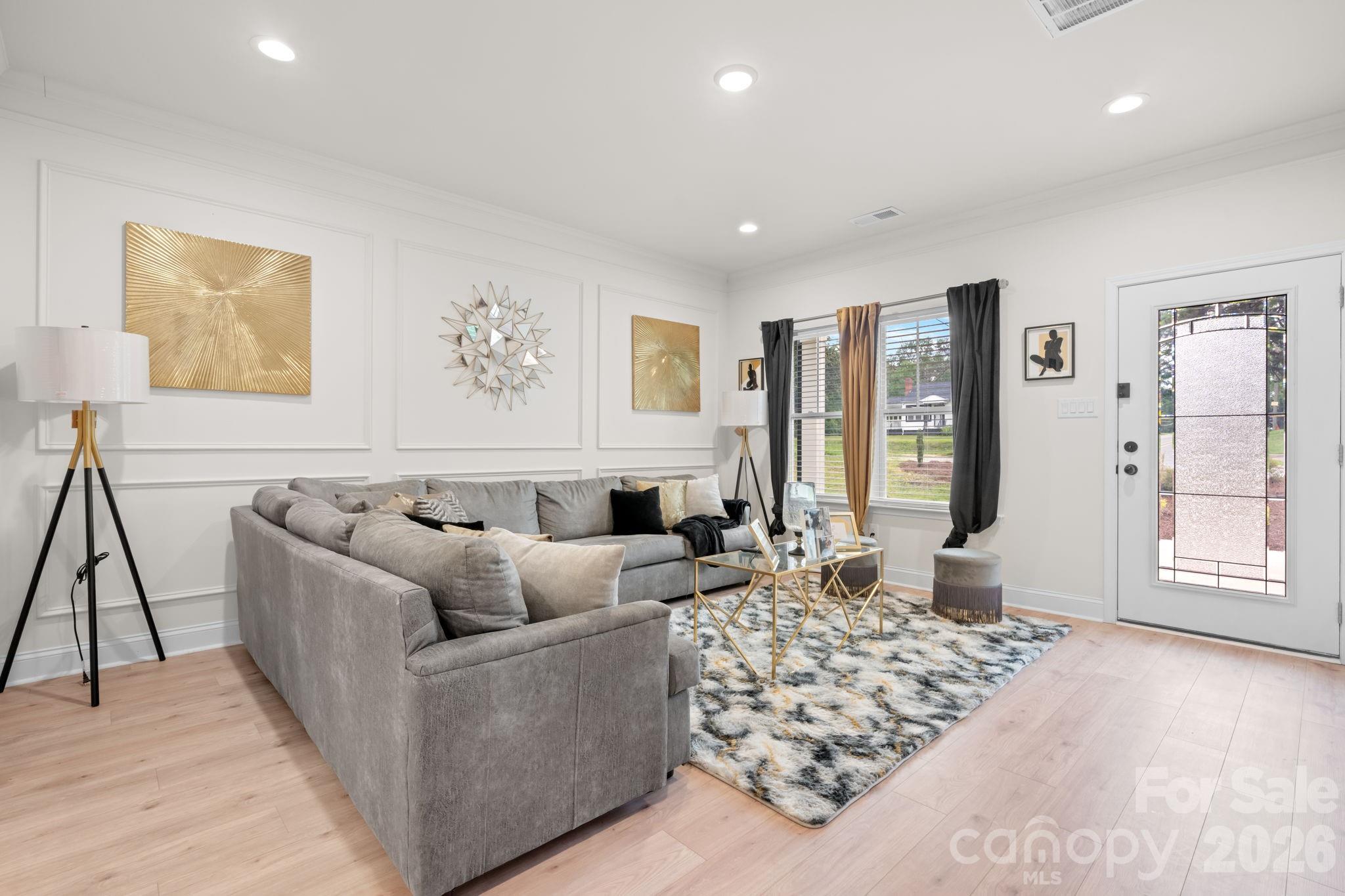 2130 N New Hope Road — Gastonia