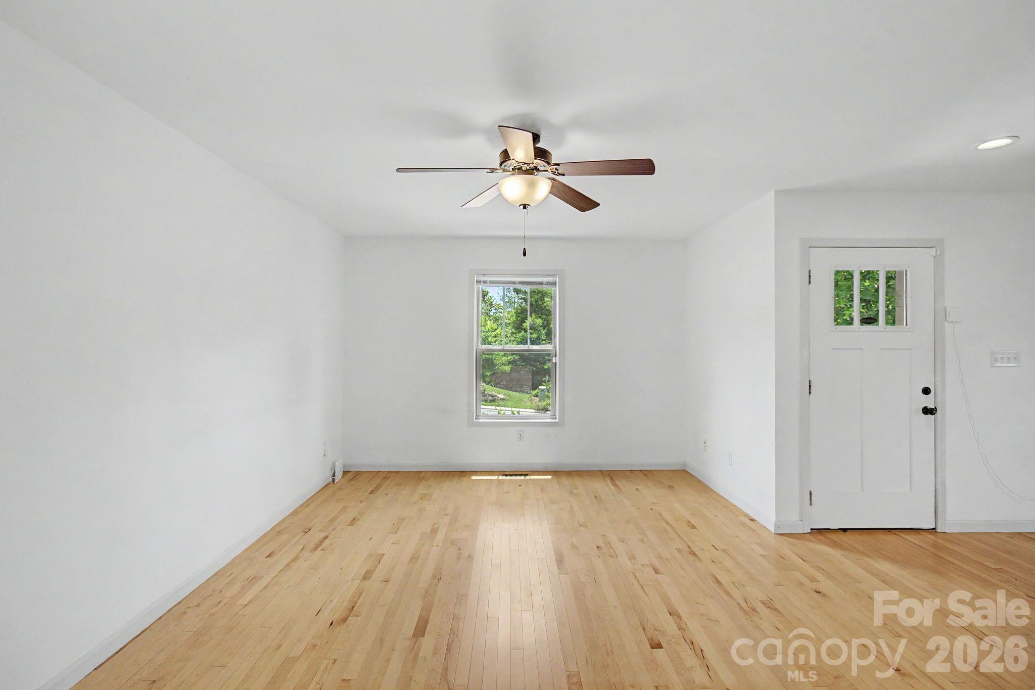 31 Yarrow Meadow Road — Weaverville