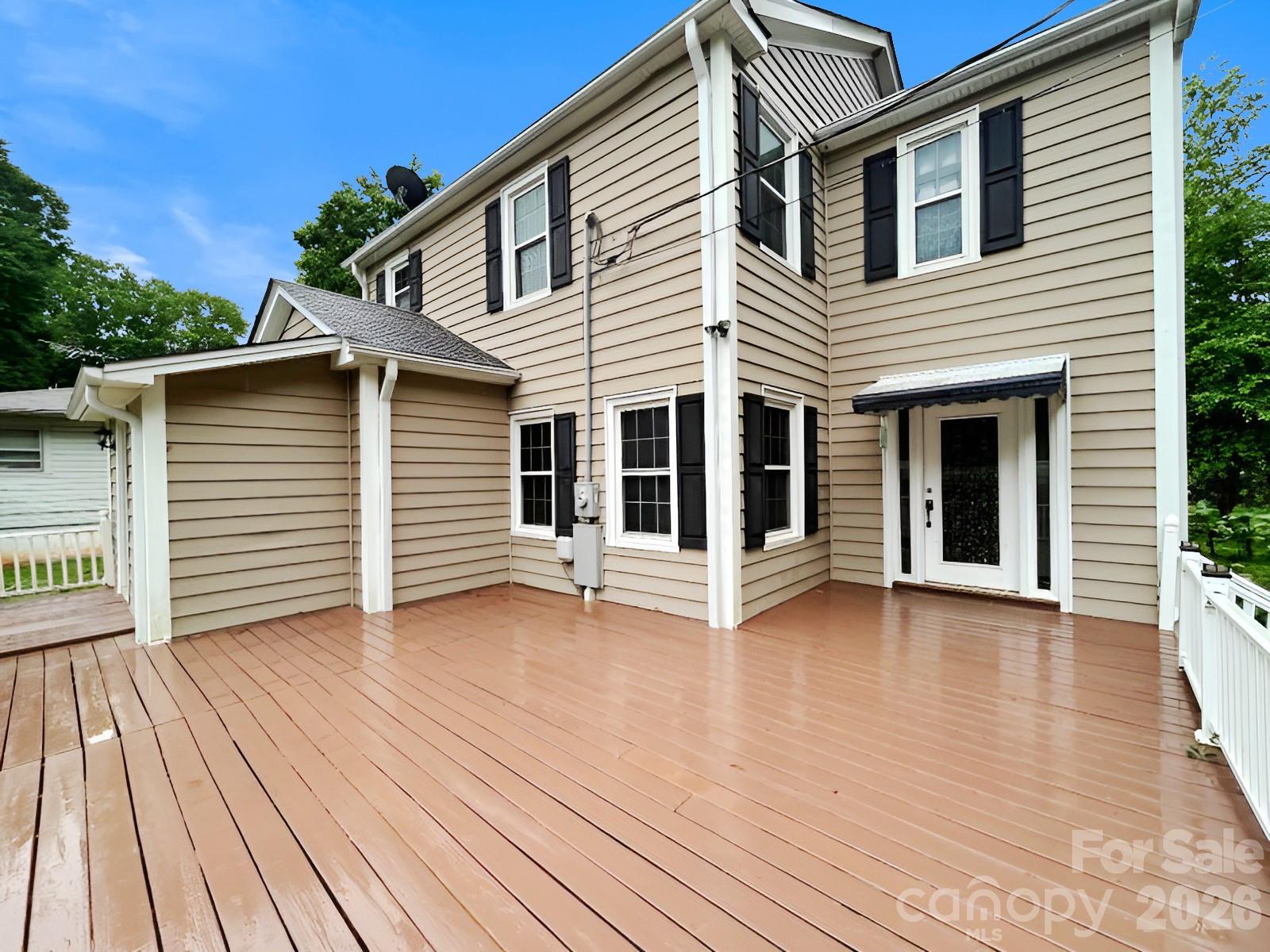 210 Oakdale Street — Gastonia
