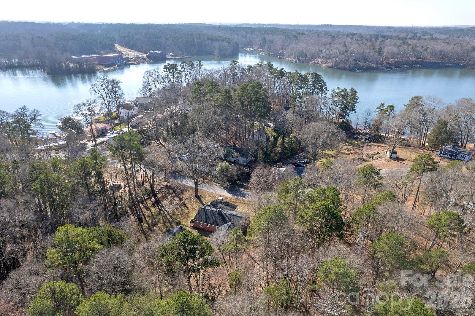 123 Riverside Drive — Mount Holly