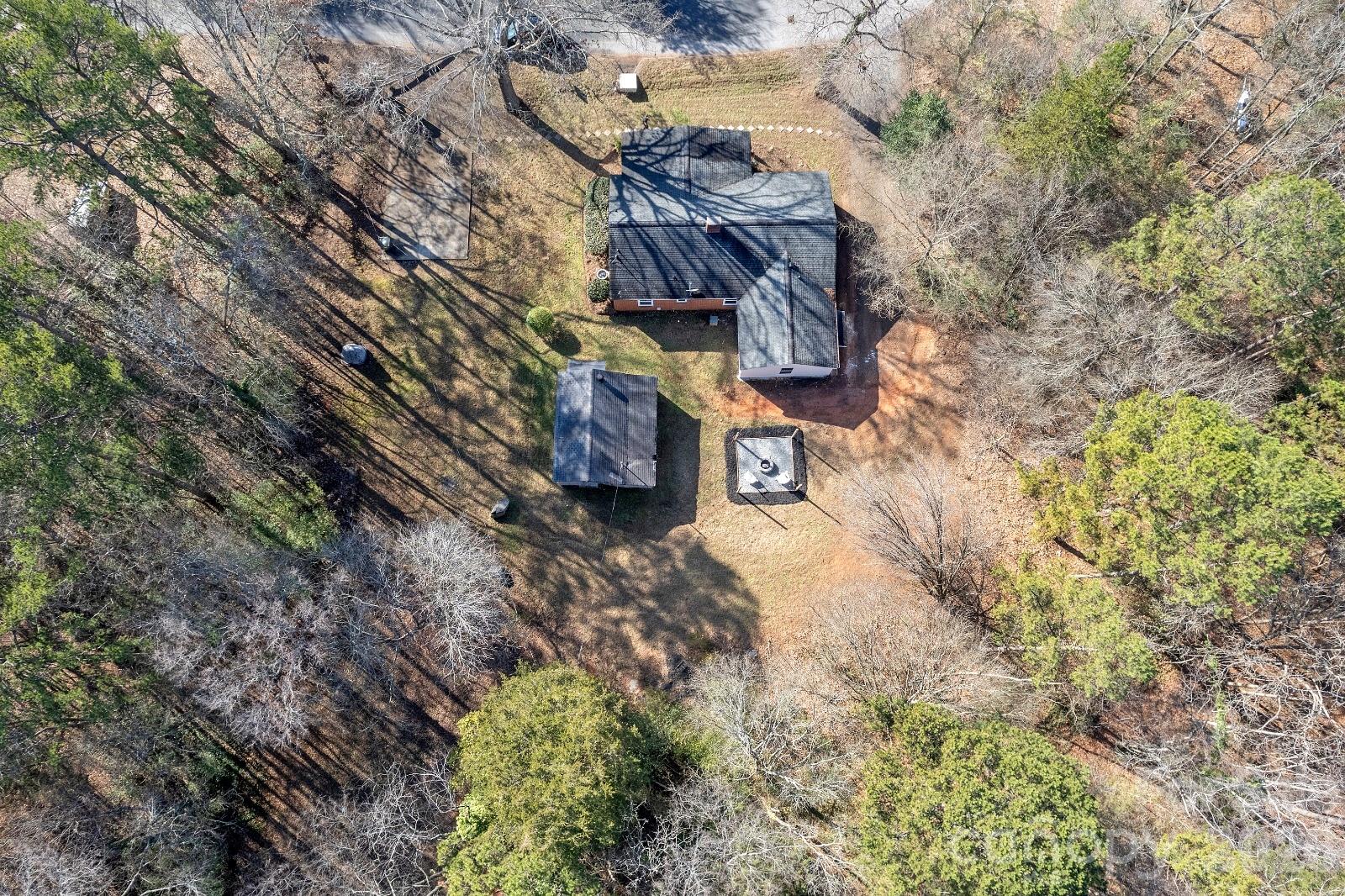 123 Riverside Drive — Mount Holly