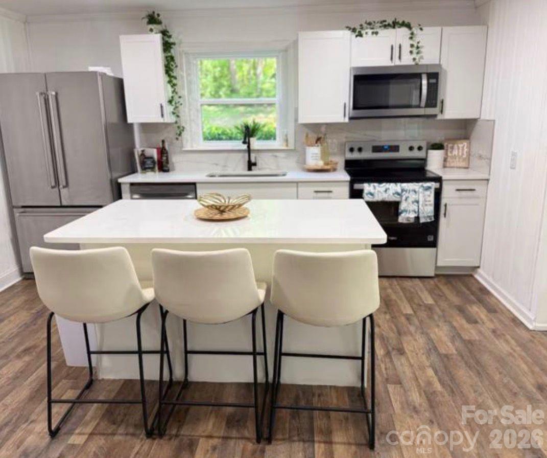 123 Riverside Drive — Mount Holly