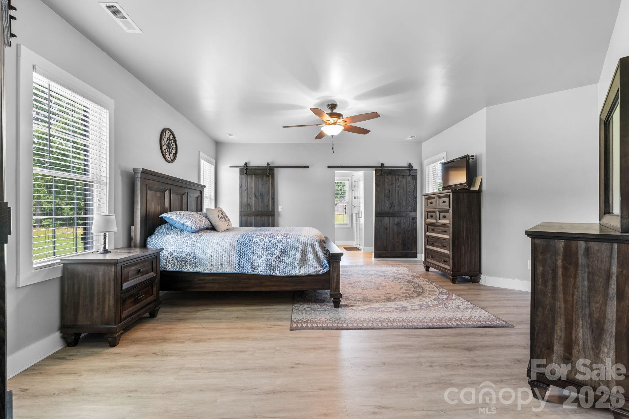1100 Rainbow Drive — Mount Holly