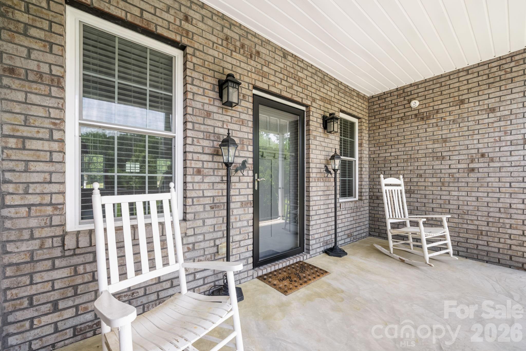 1100 Rainbow Drive — Mount Holly
