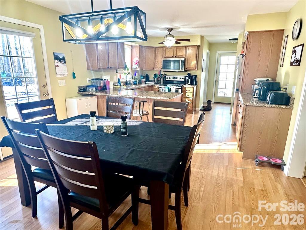 386 Groves Road — Union Mills