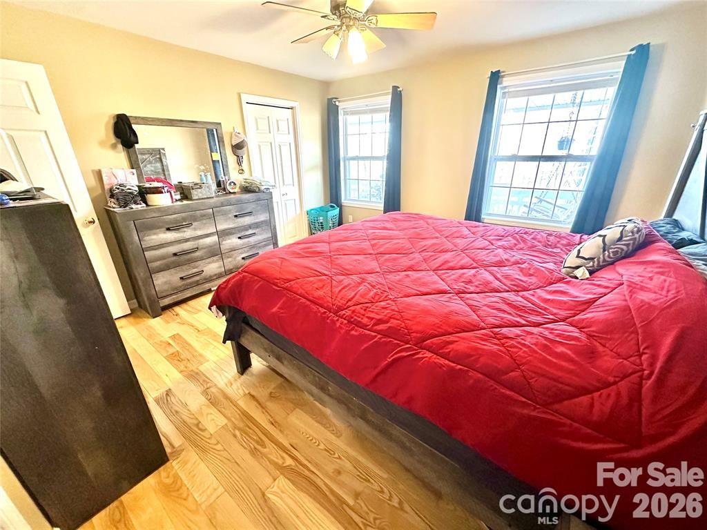 386 Groves Road — Union Mills