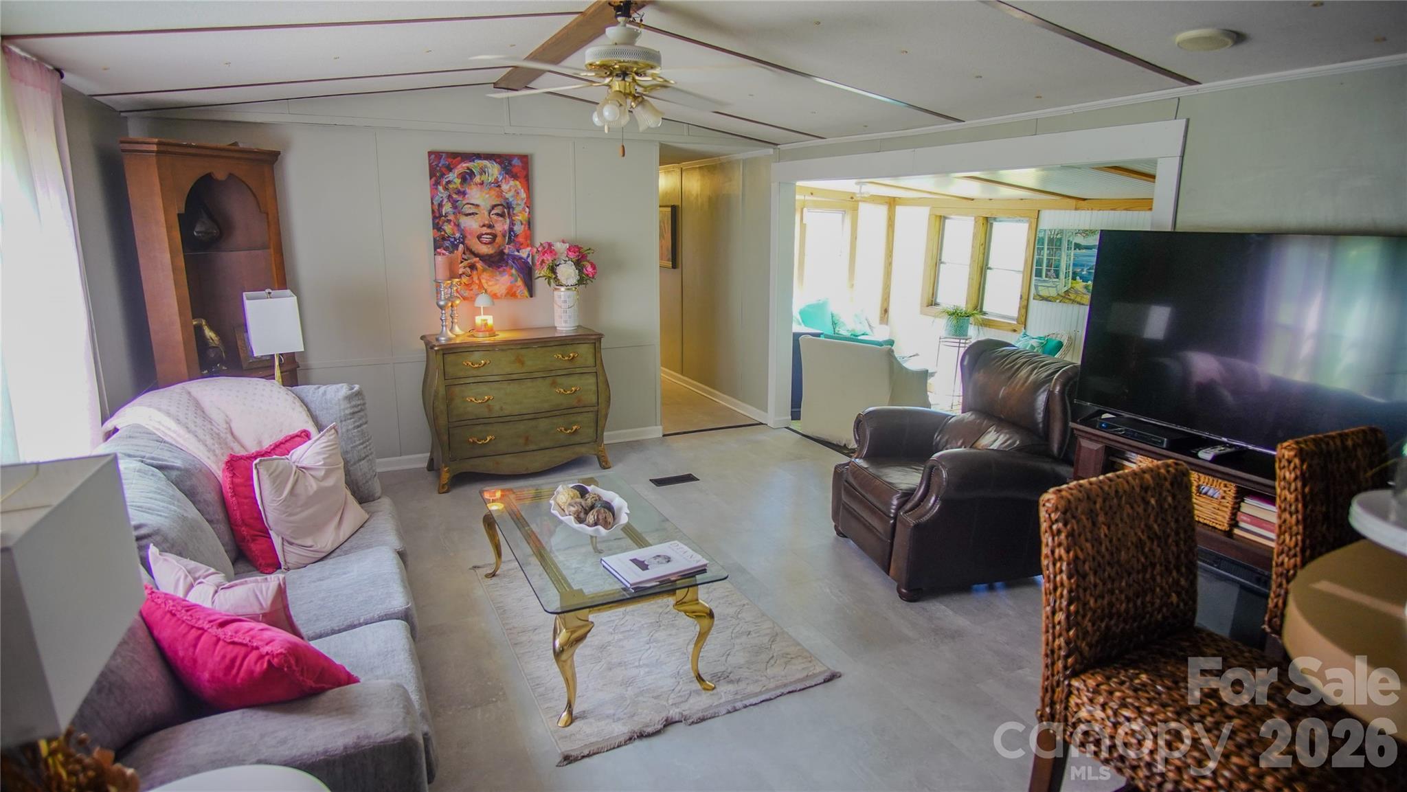 306 Golden Valley Road — Casar