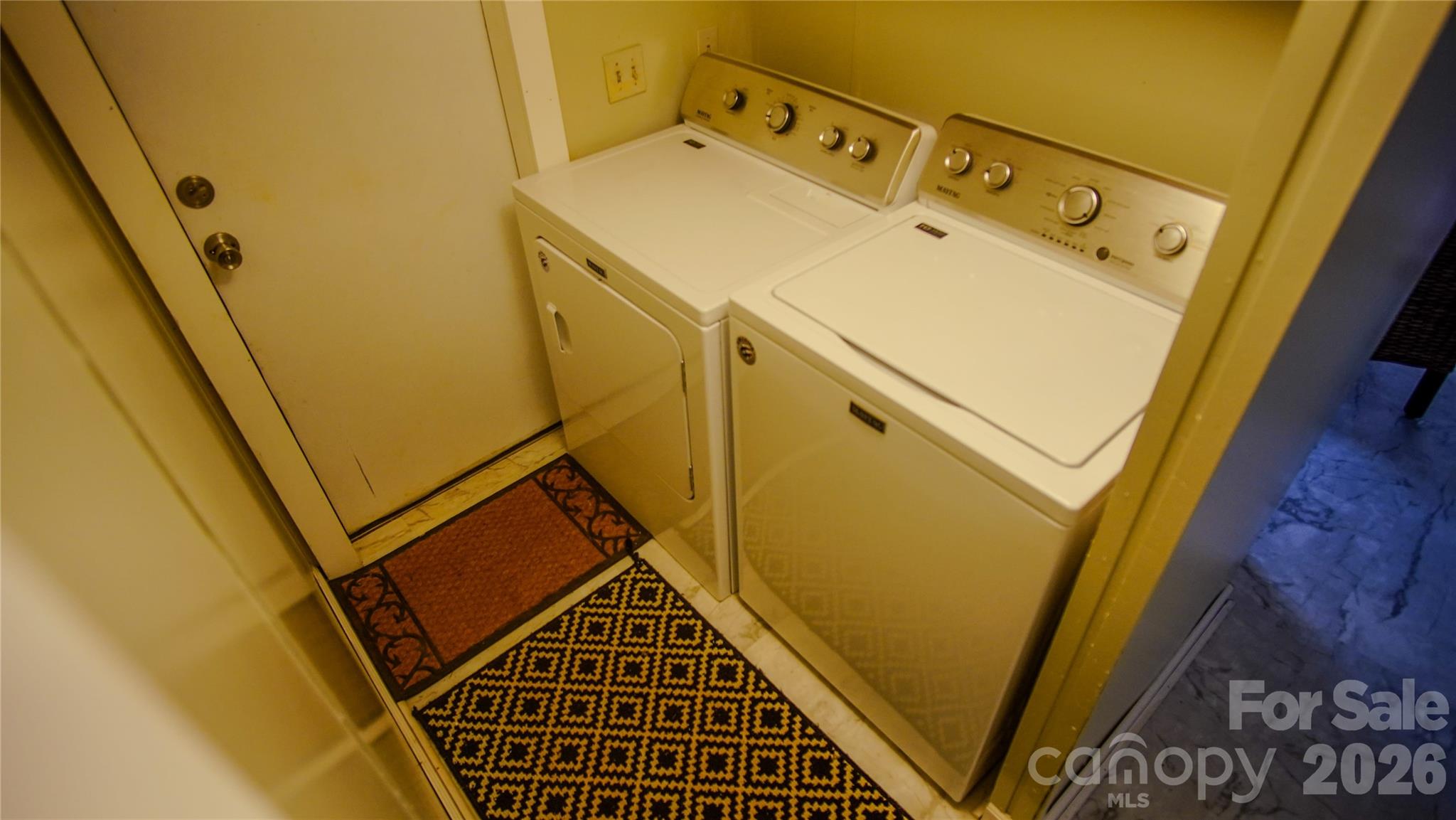 306 Golden Valley Road — Casar