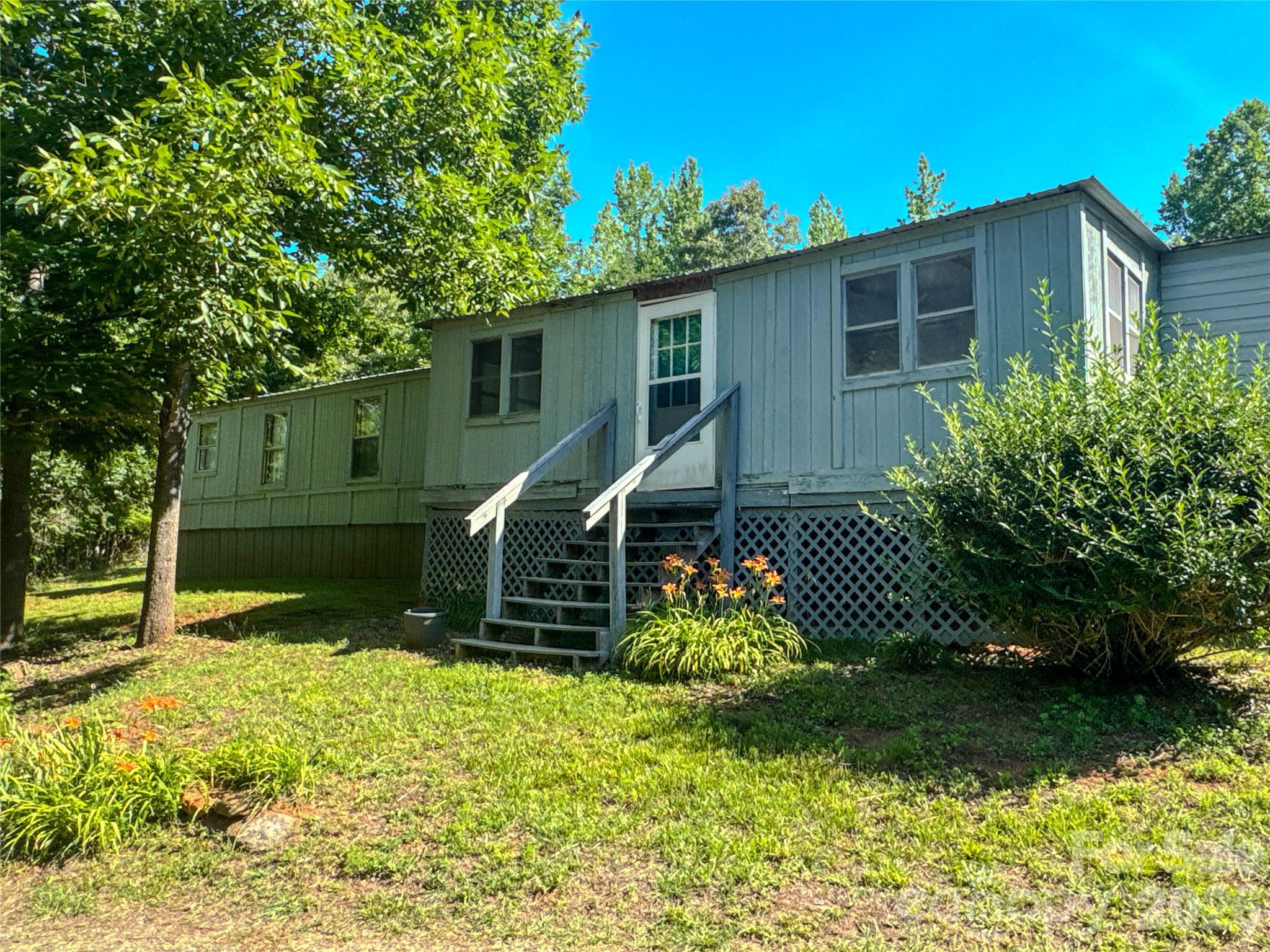 306 Golden Valley Road — Casar