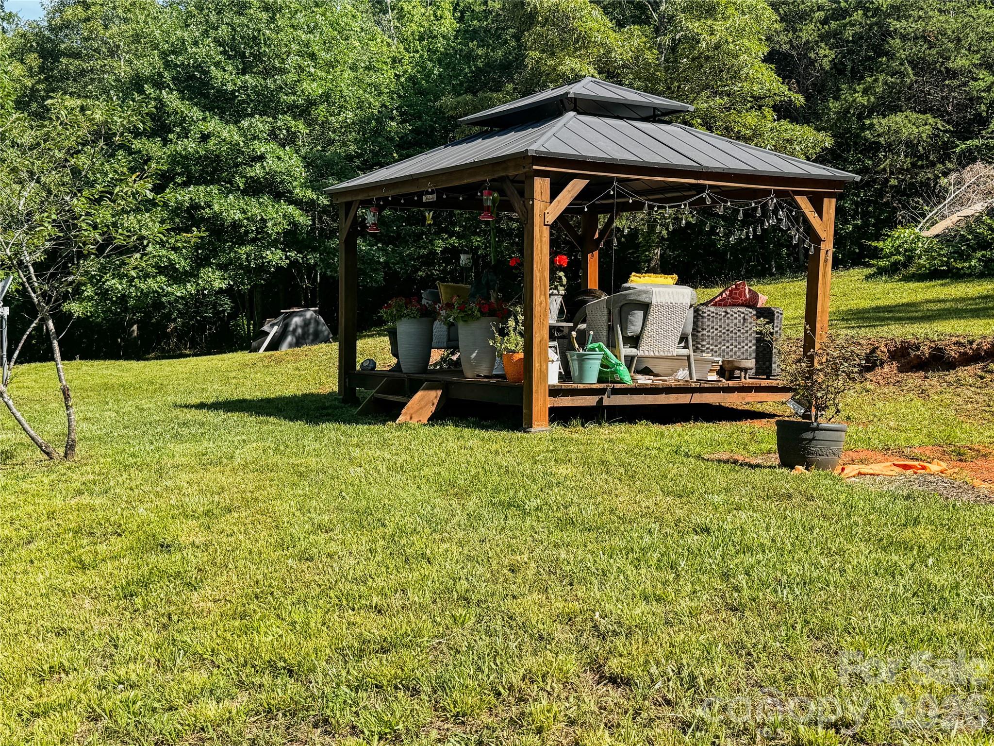 306 Golden Valley Road — Casar