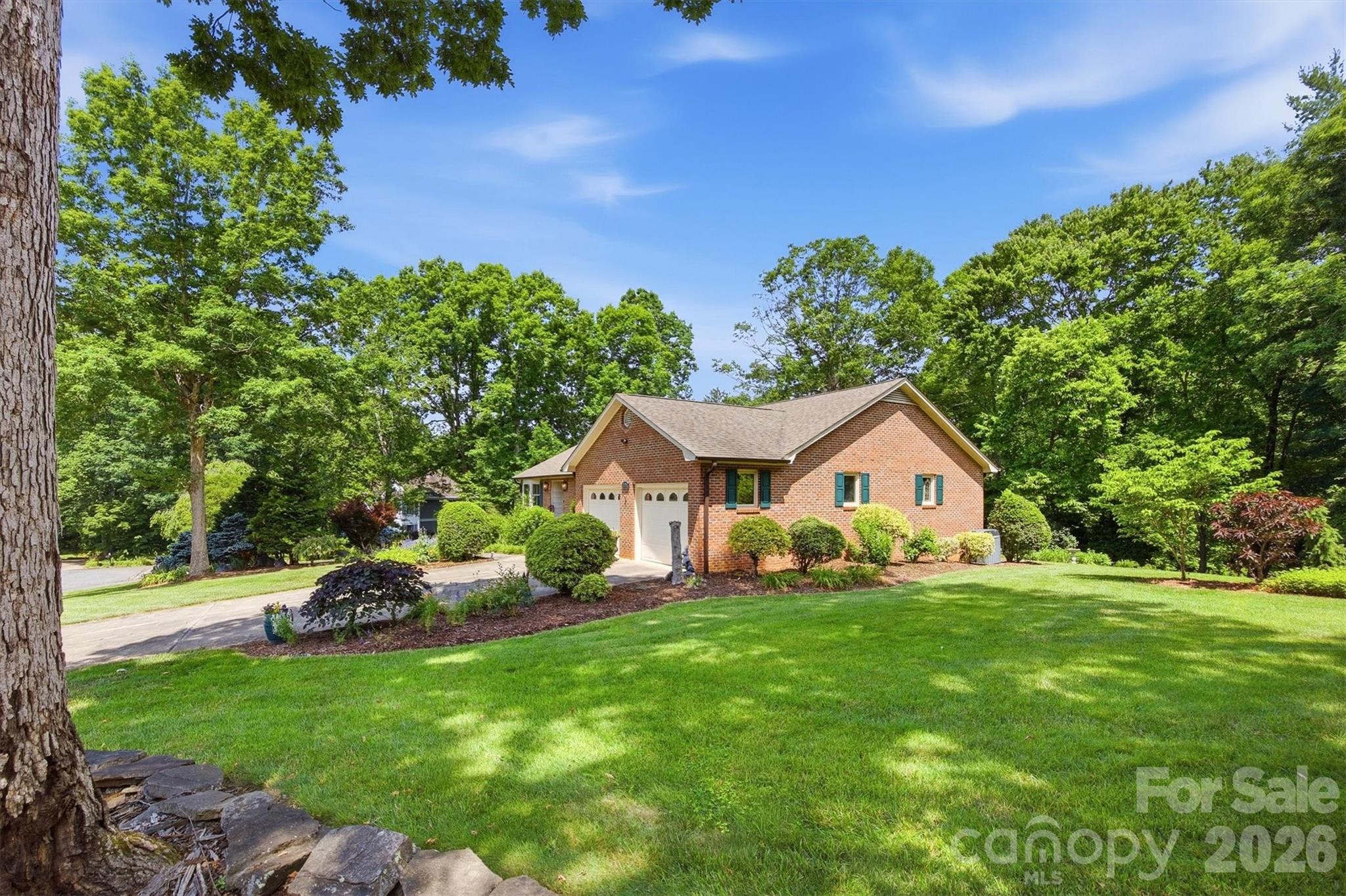 232 Westwood Drive — Morganton