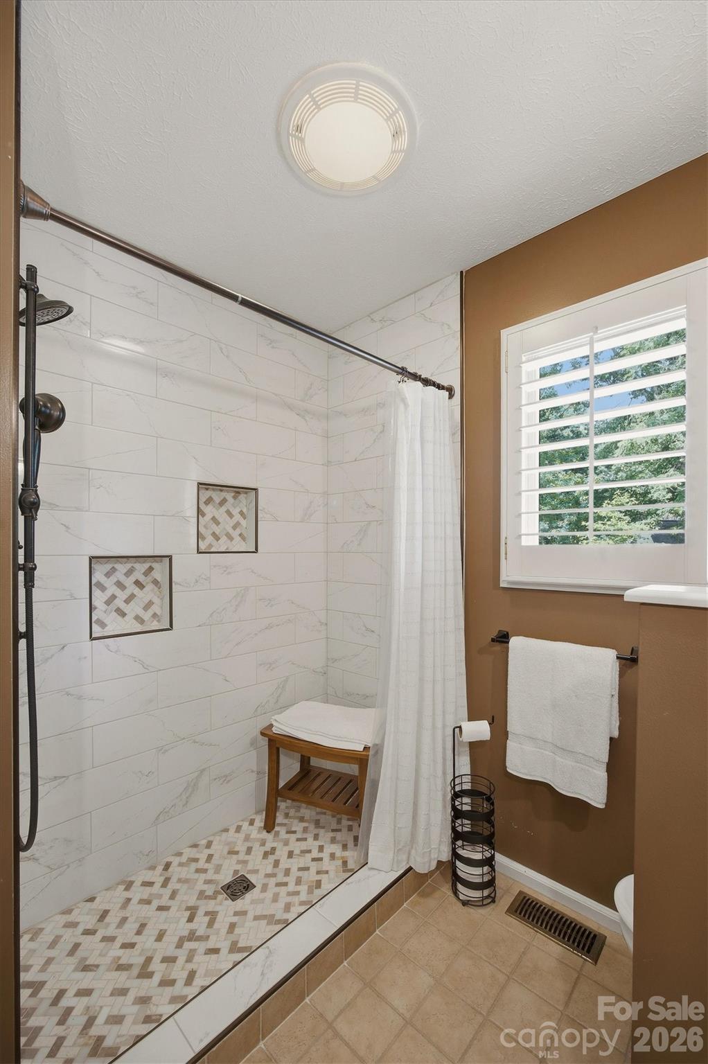 232 Westwood Drive — Morganton