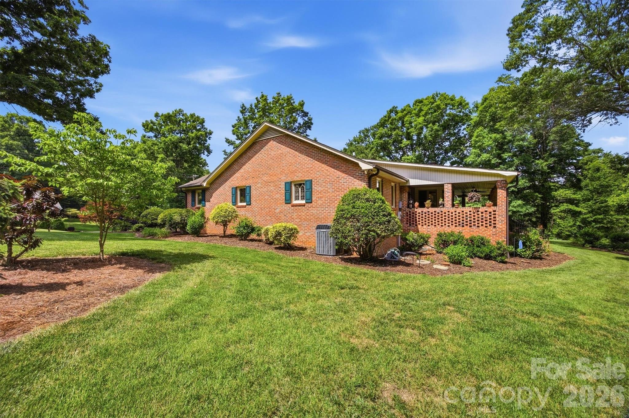 232 Westwood Drive — Morganton