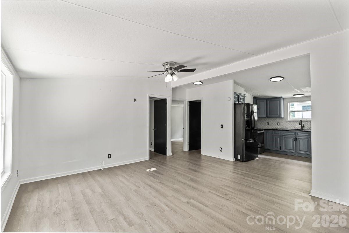 5223 Antler Drive — Iron Station