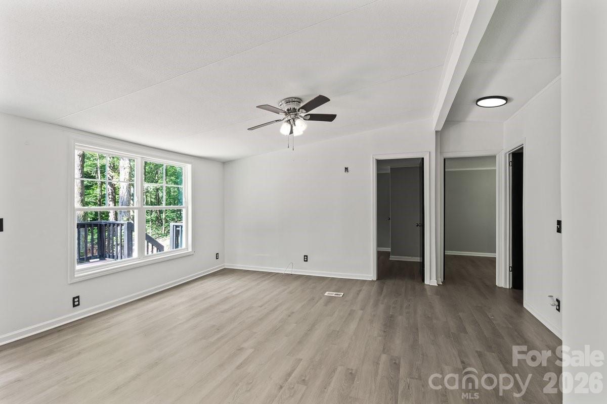 5223 Antler Drive — Iron Station