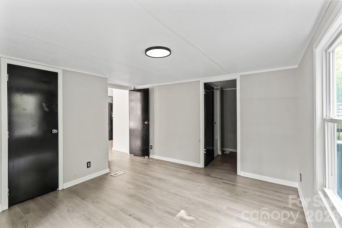 5223 Antler Drive — Iron Station