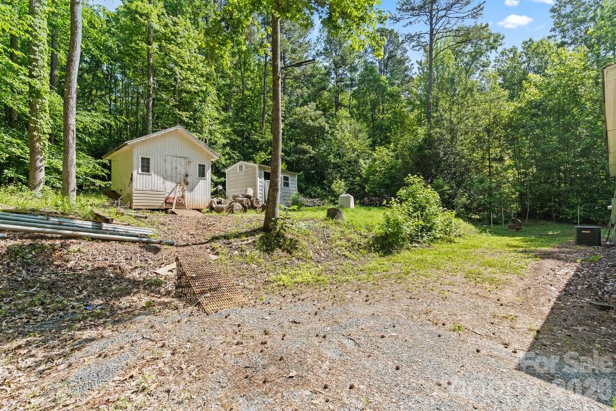 5223 Antler Drive — Iron Station