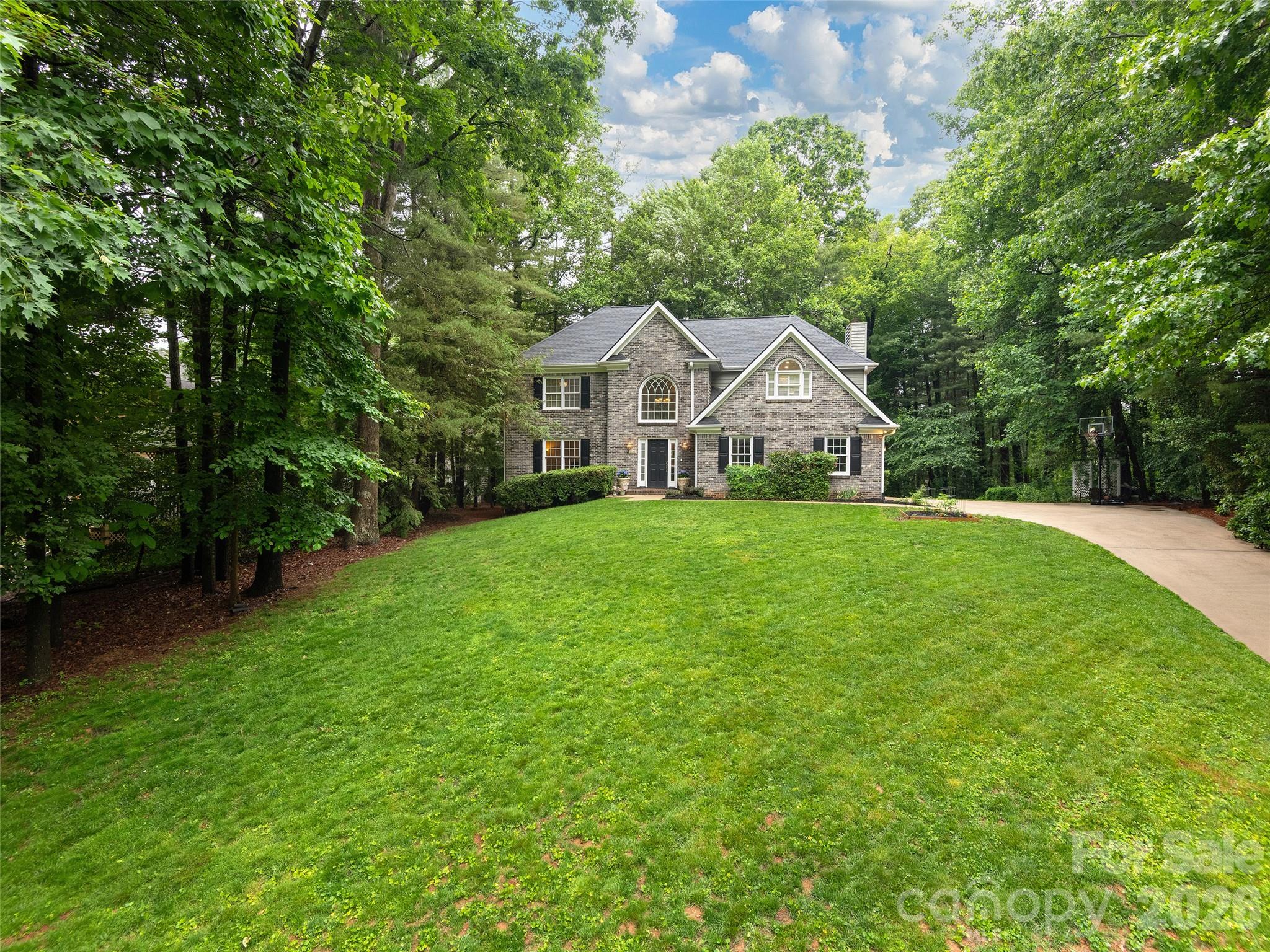 1208 Saint Charles Court — Asheville