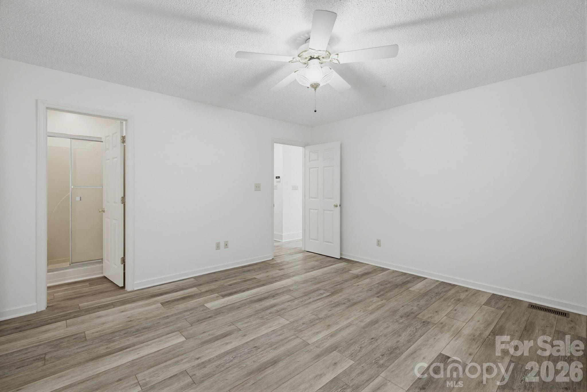 104 Willowbrook Drive — Thomasville