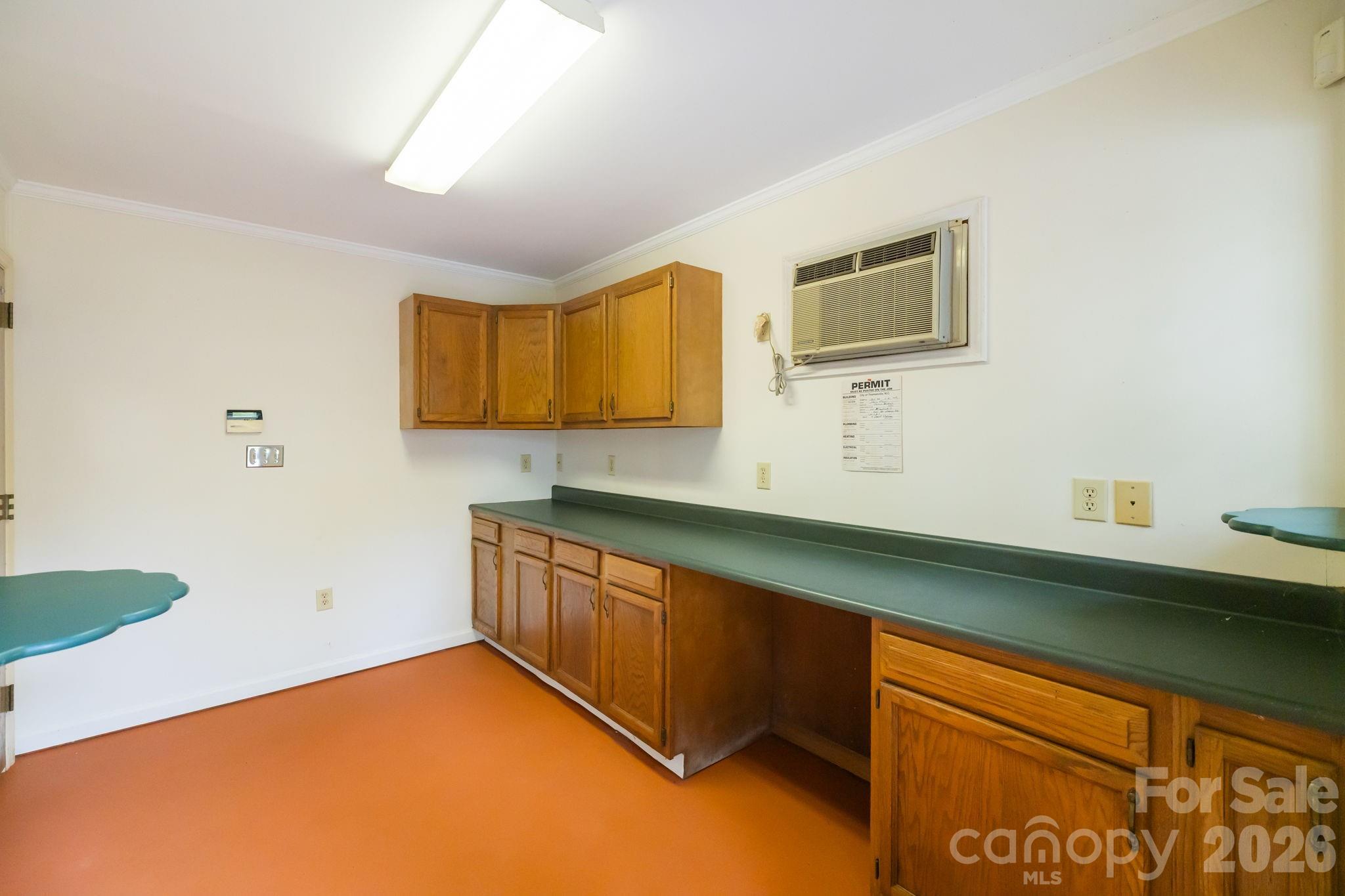 104 Willowbrook Drive — Thomasville