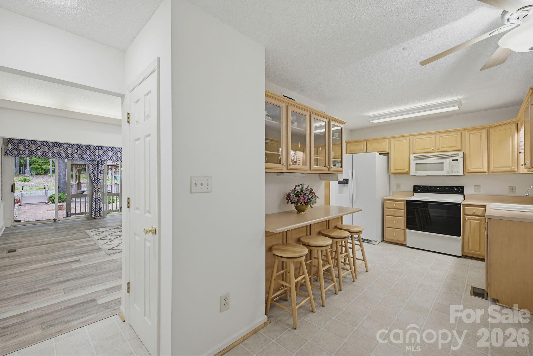 104 Willowbrook Drive — Thomasville