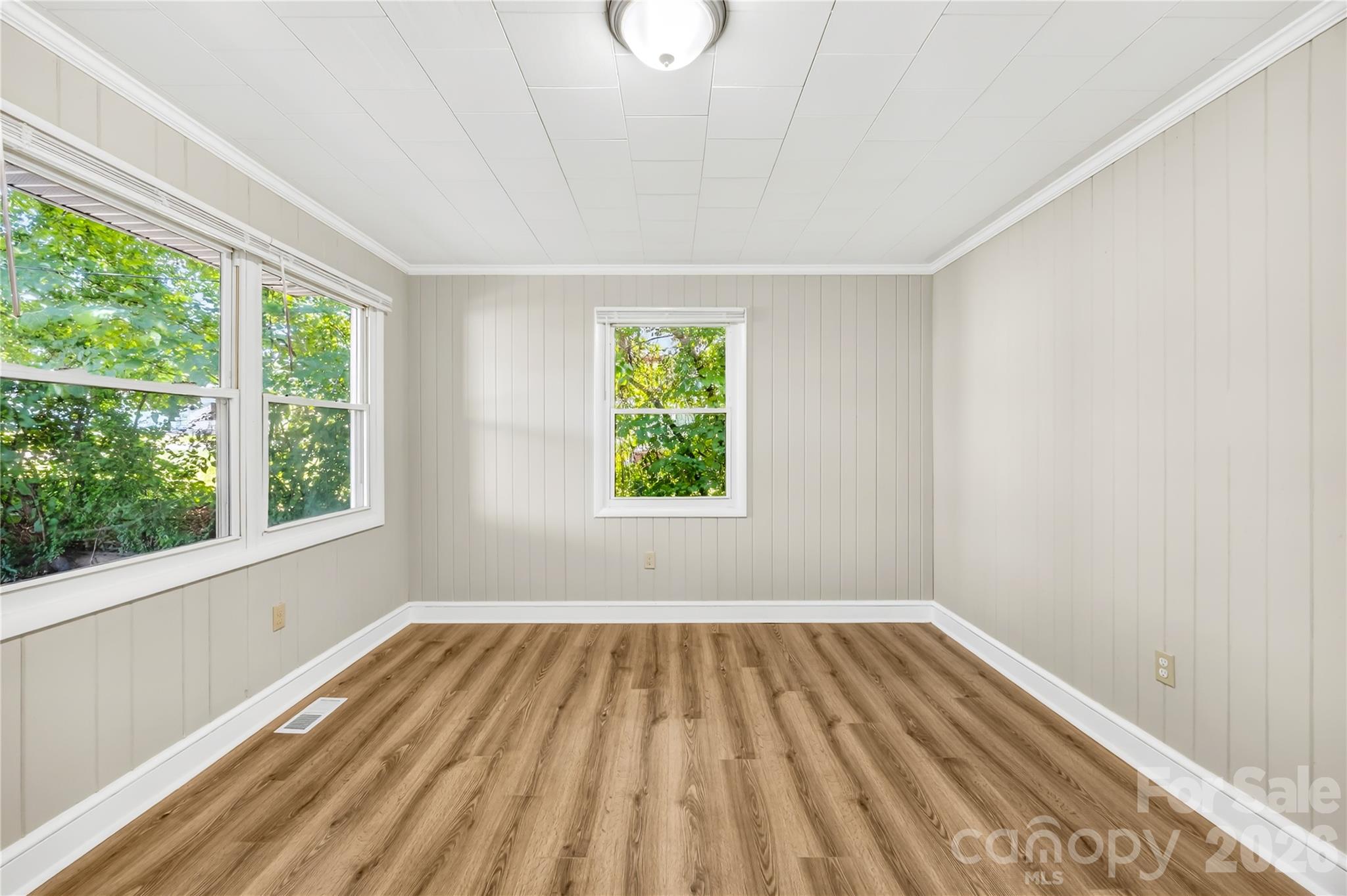 3635 2nd Avenue SW — Hickory